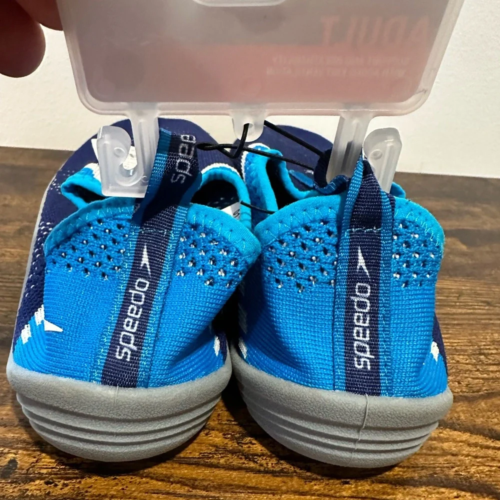 Speedo Men’s Surf Strider Water Shoes NWT Size Small 7/8